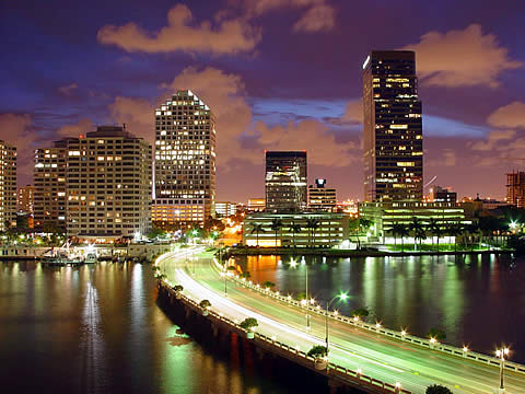 Plazoleta Rodolfo Daniel El&iacute;as