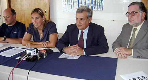Estuvieron en la presentaci&oacute;n, el intendente Francisco Torroba; el secretario de Gobierno Pedro Salas; la directora de Deportes Patricia Escudero y Ra&uacute;l Risso.